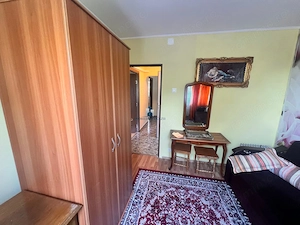 Apartament 3 camere Decomandat Resita - imagine 11