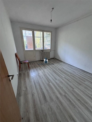 Apartament 3 Camere Semidecomandat Sos. Giurgiului