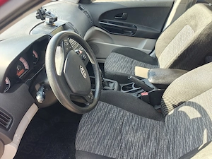 vand kia ceed 1.4 benzina 109cp unic proprietar - imagine 5