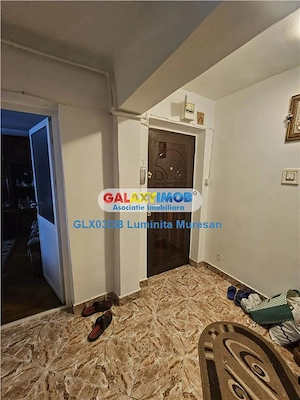 Vanzare apartament 3 camere decomandat Targoviste Central - imagine 7