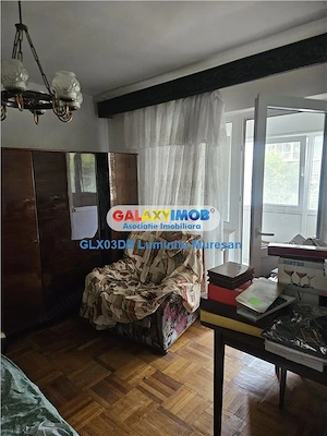 Vanzare apartament 3 camere decomandat Targoviste Central - imagine 20