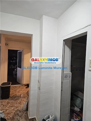 Vanzare apartament 3 camere decomandat Targoviste Central - imagine 12