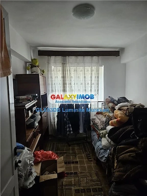Vanzare apartament 3 camere decomandat Targoviste Central - imagine 15