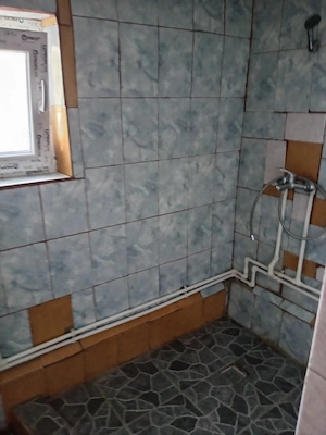 Giulesti sarbi, garsoniera la curte ,fara garantie - imagine 6