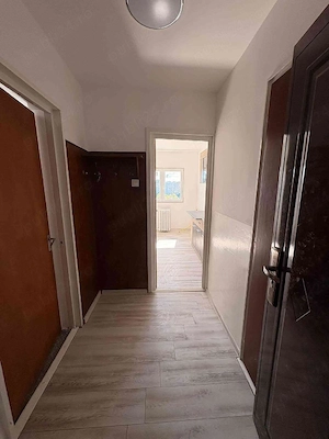 Apartament 2 camere de vanzare