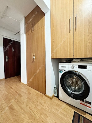 Apartament cu 2 camere dec., situat la parter, în cartierul Micro 21. - imagine 9