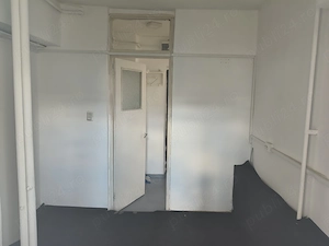 Garsonieră nemobilată de închiriat, zona Tribunal Dâmbovița - imagine 3