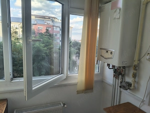 Garsonieră nemobilată de închiriat, zona Tribunal Dâmbovița - imagine 5