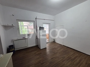 Casa 4 camere de vanzare zona Negoiu singur in curte - imagine 8
