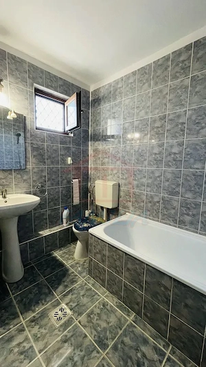 Apartament spațios cu 3 camere, 3 ICFrimu, 80mp, nu este masnsarda - imagine 12