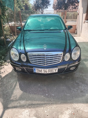  Mercedes-Benz E200 Kompressor (184 CP) – Elegance – Automat – 246.000 kmDescriere:Vând Mercedes-Ben - imagine 4