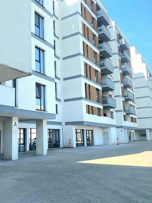3 camere 2 băi, bloc 2020, etaj 1, aproape de Iulius Mall