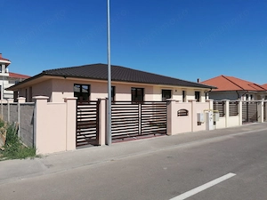 BRASADAS vinde casa individuala NOUA 3 cam zona UNIRII.