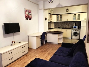 Persoană fizică   închiriez apartament cu 1 cameră în Lazar Residence, langa Palas