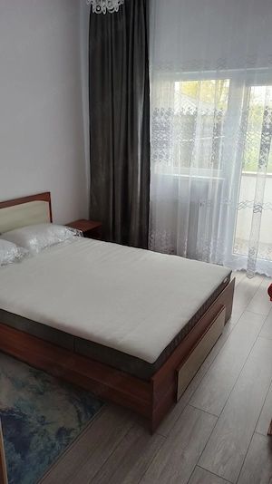 Inchiriez apartament cu 2 camere decomandate si gradina - imagine 8