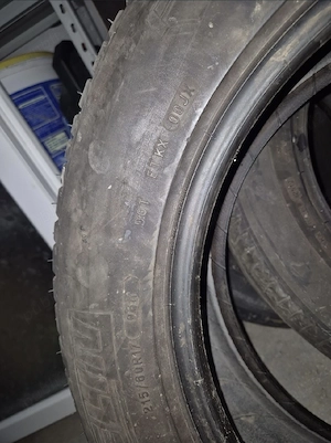 vand 3 anvelope 215/60r17 - imagine 2
