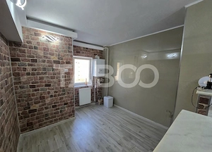 Apartament 3 camere decomandat 2 bai balcon Mihai Viteazul Sibiu - imagine 2