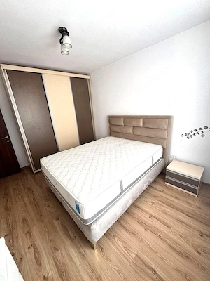  Închiriez Apartament cu 2 camere decomandat, parcare disponibilă, bloc 2018 - imagine 7