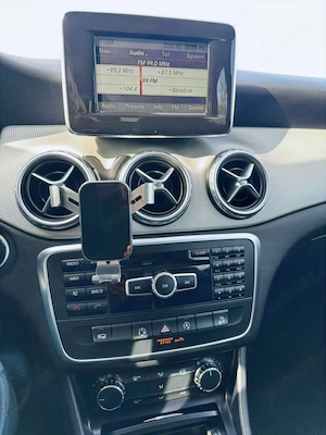 2016 Mercedes-Benz GLA 220 4matic(4x4), automat, 170cp, bi-xenon, camera, euro6 - imagine 9