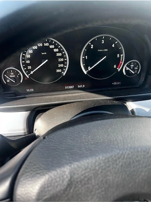 BMW Seria 5 Touring F11 xDrive - 2012 - imagine 3