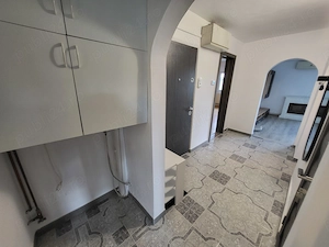 Vand apartament trei camere zona Bucovina, str Matei Basarab  - imagine 9