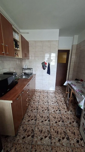 Vanzare Apartament 3 camere, parter/9, bloc reabilitat, 2 băi – Rahova Sebastian - imagine 2