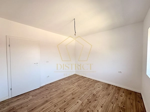Duplex cu 4 camere, despărțit prin camera tehnica | Mosnita Noua - imagine 10