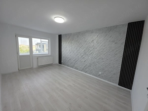 Proprietar   Apartament 2 camere, renovat integral, centrală proprie, Trivale - imagine 2