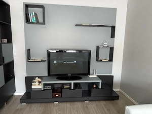 Vand mobila living
