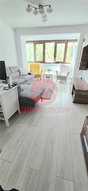 Apartament 2 Camere, Decomandat, Zona Centrala - imagine 3