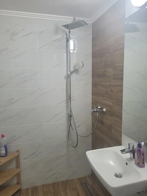 Închiriez apartament 2 camere - imagine 9