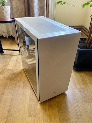 Carcasa DeepCoolCH-510WH + ventilatoare Noctua si Arctic + Hub RGB Deepcool