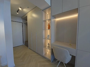 Prima închiriere Studio lux vedere lac parcare subterană Mamaia - imagine 13