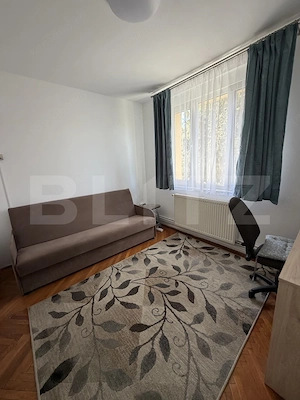 Apartament cu 2 camere, decomandat, la aproximativ 300 de metri de UMFST. - imagine 2