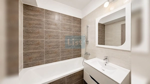 0% Comision ! Apartament 2 camere, expundere sudica, cart. Europa - imagine 8