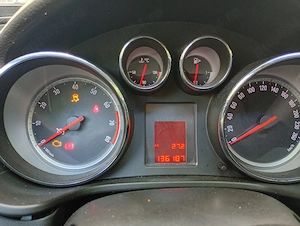 Opel insignia 1,8 benzina, GPL  - imagine 2