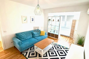Apartament cu 3 camere, Medicina, Arte