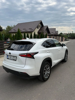 Lexus NX300 H - imagine 5