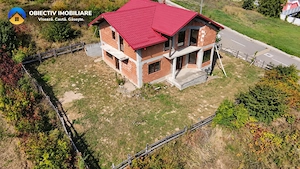 Vila la rosu si teren 500 mp de vânzare , Zona Fermelor - imagine 2
