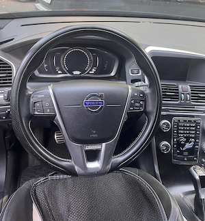 Vând autoturism Volvo XC 60 - imagine 9