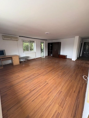 Apartament 3 camere, 83 mp utili + terasă 33 mp | Curte privată & parcare
