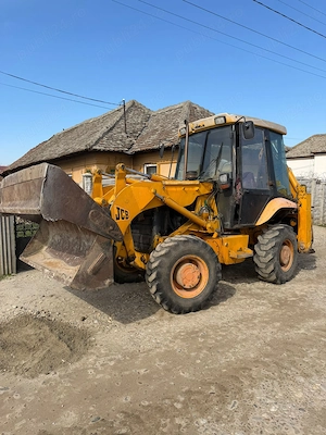 Buldoexcavator JCB 2Cx an 2001