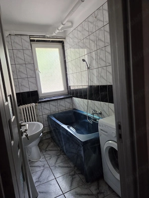 Închiriez apartament 2 camere centru - imagine 3