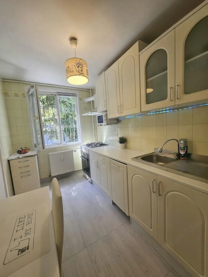 Direct proprietar, apartament 3 camere cu balcon, Drumul Taberei-Valea Rosie - tramvai 41  - imagine 5