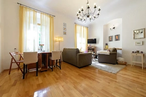 Centrul Istoric, apartament cu 2 camere in conditii deosebite.