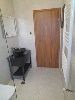 Particular vinde apartament cu 2 camere - imagine 3