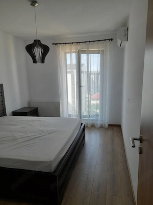 Particular vinde apartament cu 2 camere - imagine 9