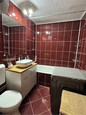 Apartament 3 camere de închiriat | Decomandat | Bd. Uverturii | 10 min de metrou | Parcare - imagine 5