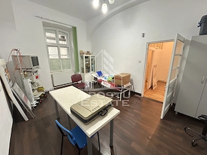 Spatiu pentru activitati medicale sau birouri, 120 mp, Zona Neptun