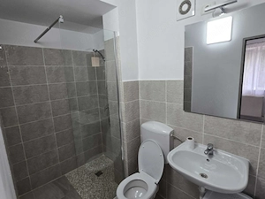 Apartament 3 camere situat la casă, Renovat, 2 Băi, Parcare, Pretabil 2 Studenți Studente - imagine 7